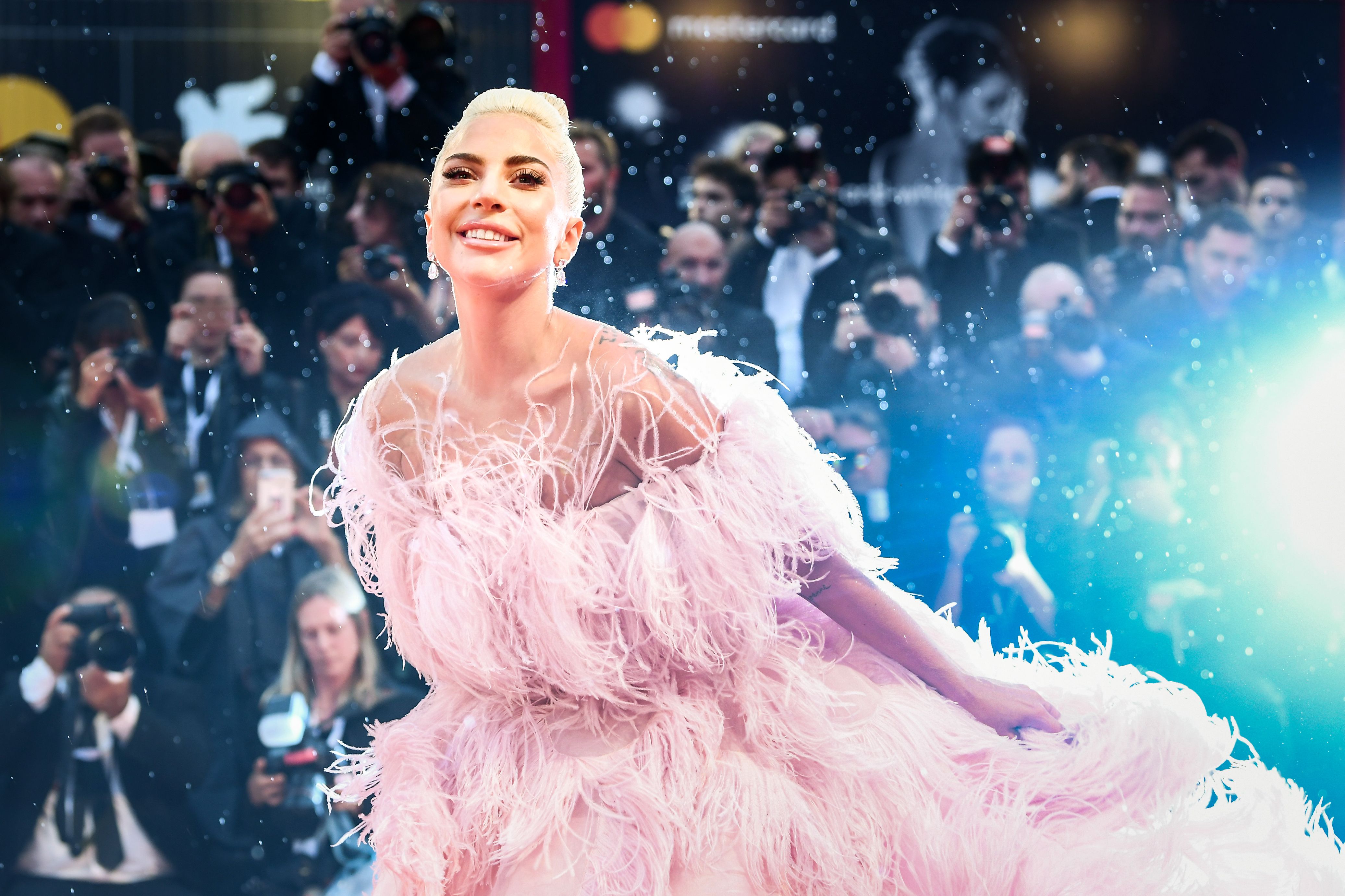 Lady Gaga em Valentino Alta-Costura, 2018 ©Filippo Monteforte/Getty Images