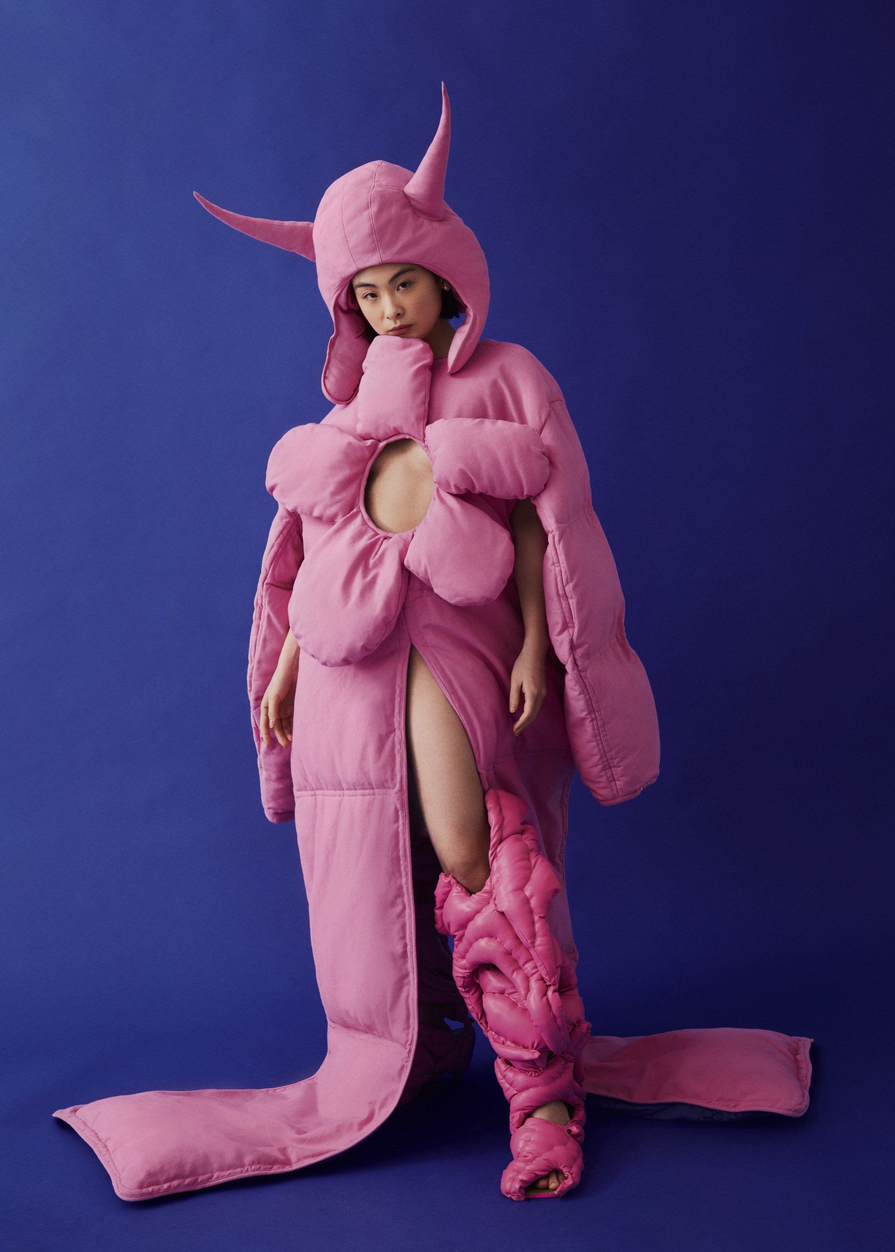 Puffer, Emeerree Studio. Botas em latex, Stephanie Uhart.