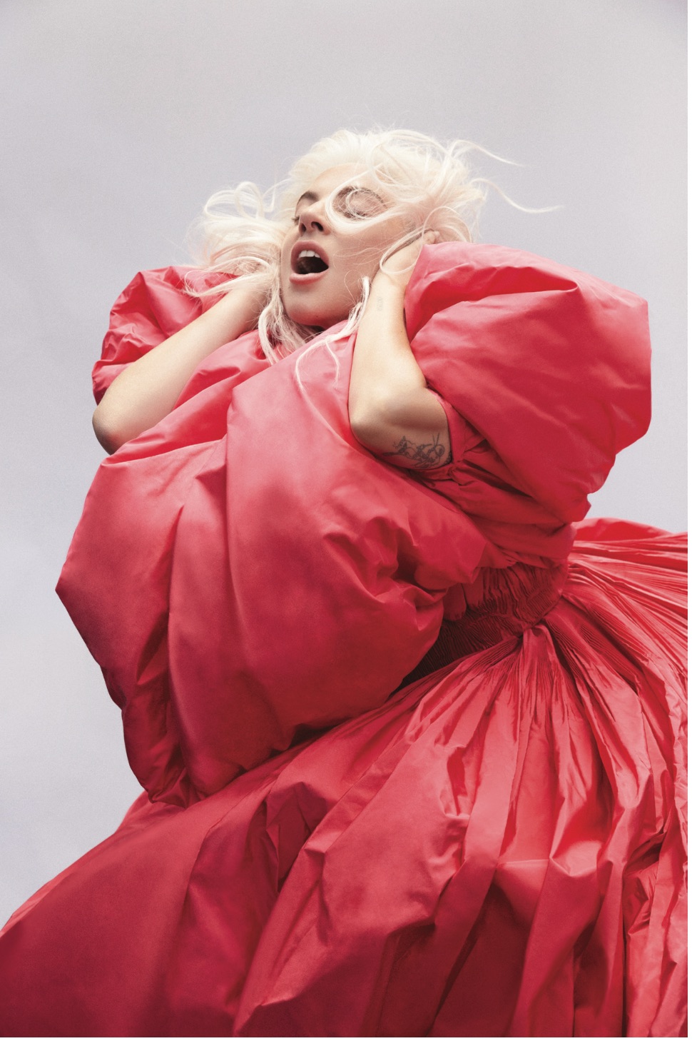 Vogue Portugal English version Lady Gaga para Valentino