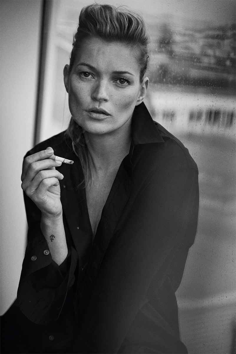 Kate Moss, Paris, 2014. Publicado originalmente na edição de janeiro de 2015 da Vogue Itália.