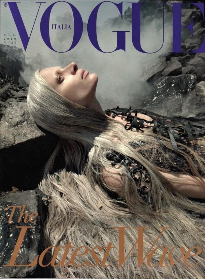 Vogue Itália, agosto de 2010