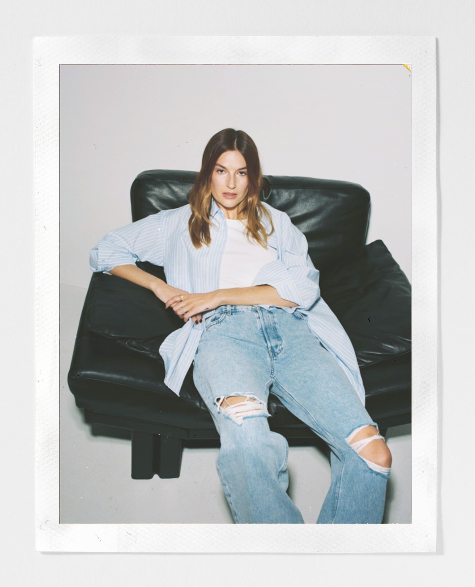 Camille Charrière © Mango