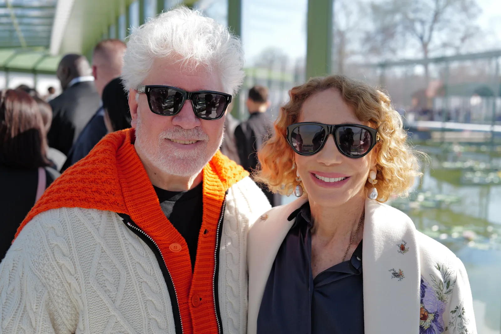 Pedro Almodóvar e Pharrell Williams / O realizador com Marisa Berenson
