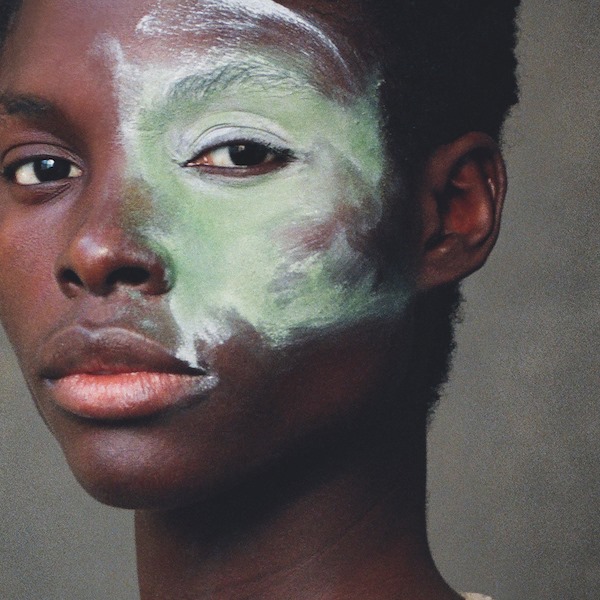 ©Fotografia de Delphine Diallo para a edição de abril 2019 da Vogue Portugal