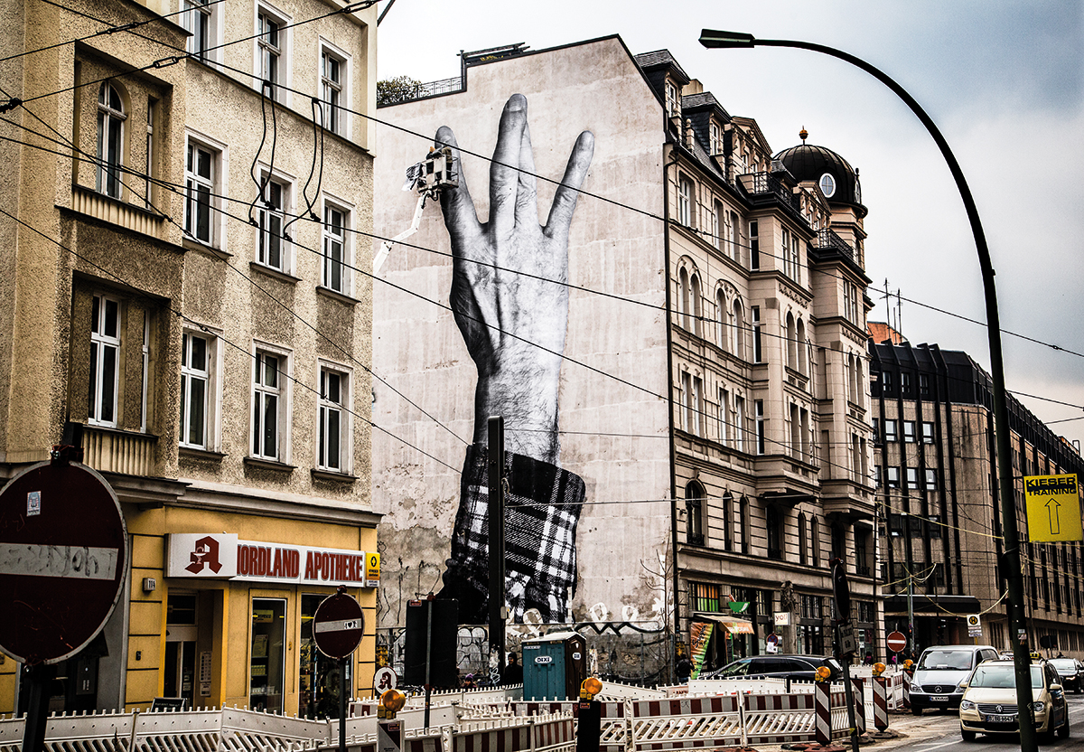 Wrinkles of the City. Detalhe de Invalidenstrasse, uma rua de Berlim, Alemanha, 10 de abril de 2013.