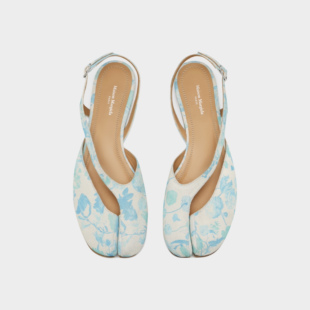 Slingbacks Tabi Ballerina, € 990, Maison Margiela.