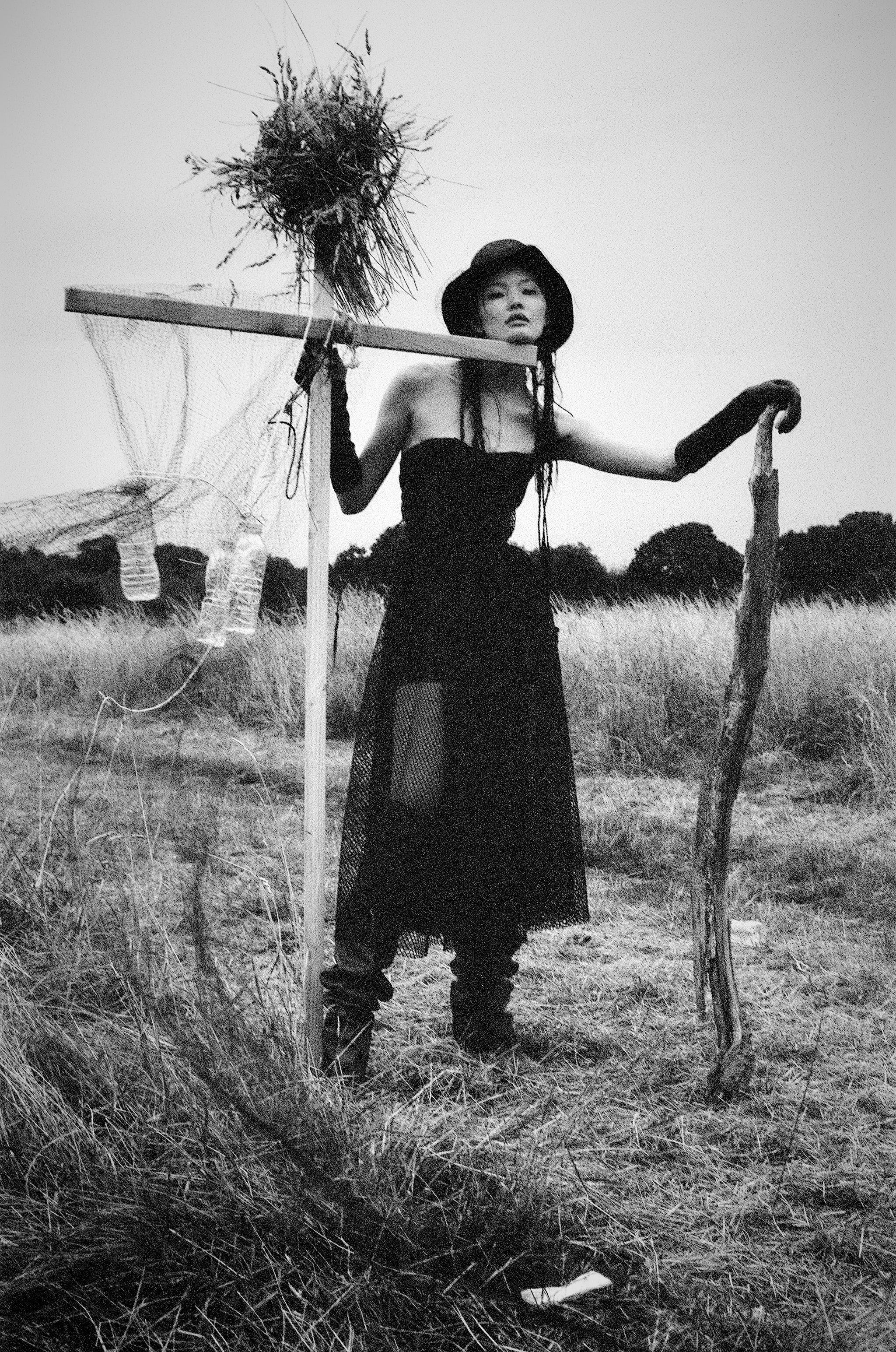 Fotografia de Marie Schuller. Styling de Christopher Maul. Modelo Chen Lin. Vogue Portugal, setembro de 2019
