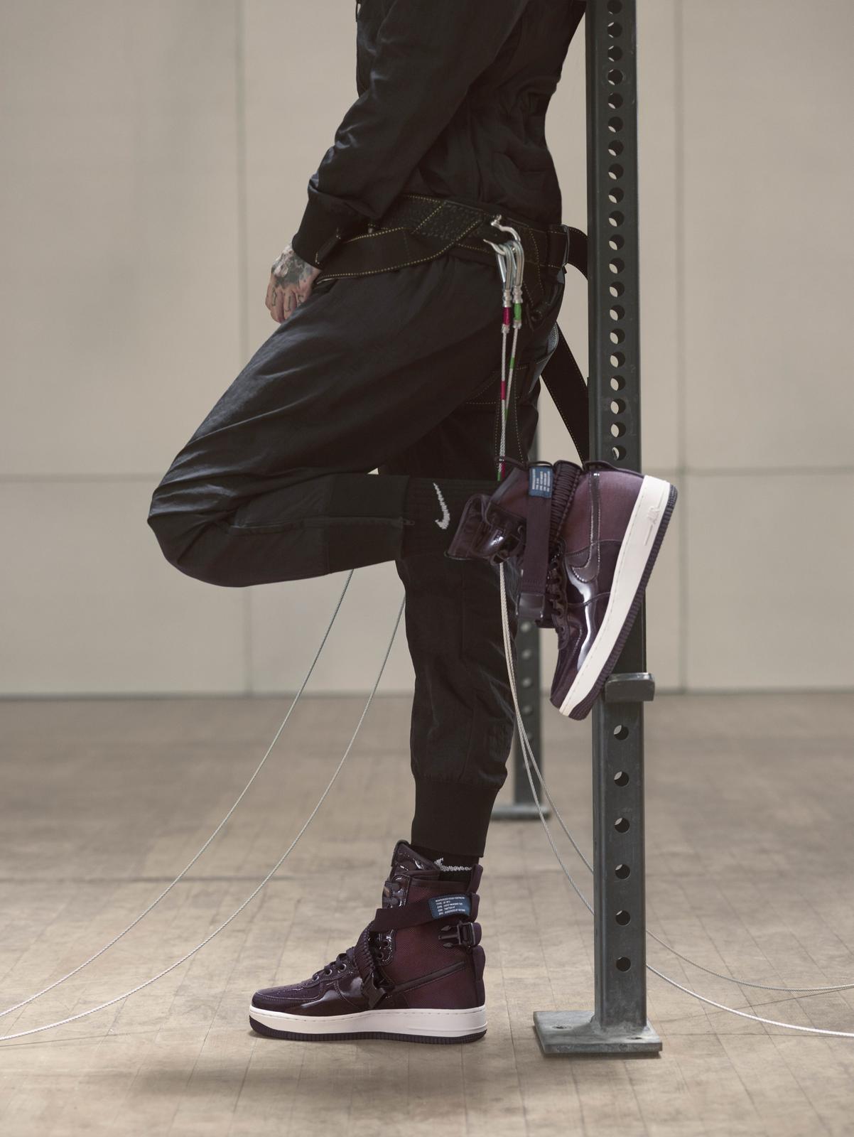 VOGUE Ruby Rose protagoniza nova cole o da Nike