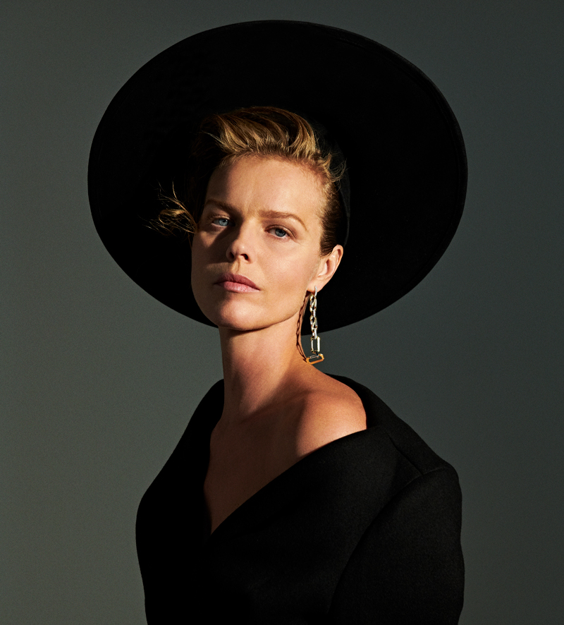 © Fotografia de Branislav Simoncik. Styling de Woo Lee.