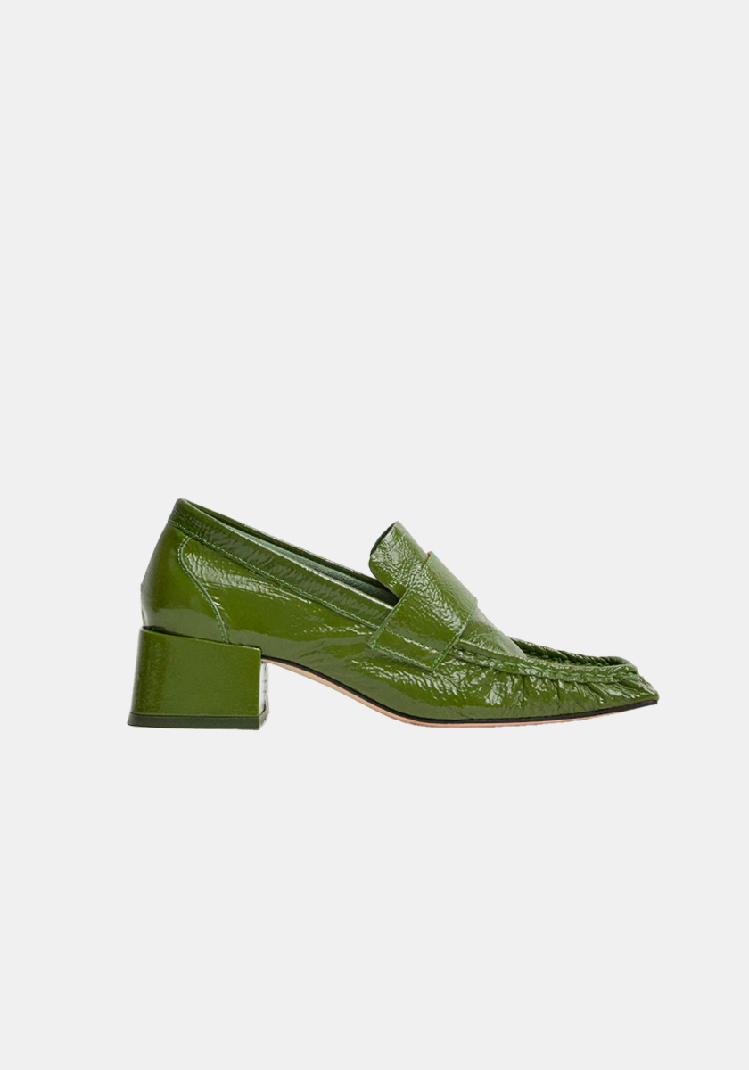 Sapatos em pele, € 305, Miista.