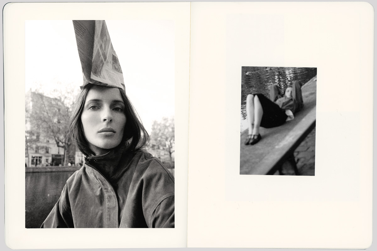 Casaco vintage, da produção. Calções CARVEN. Sapatos, HEREU.