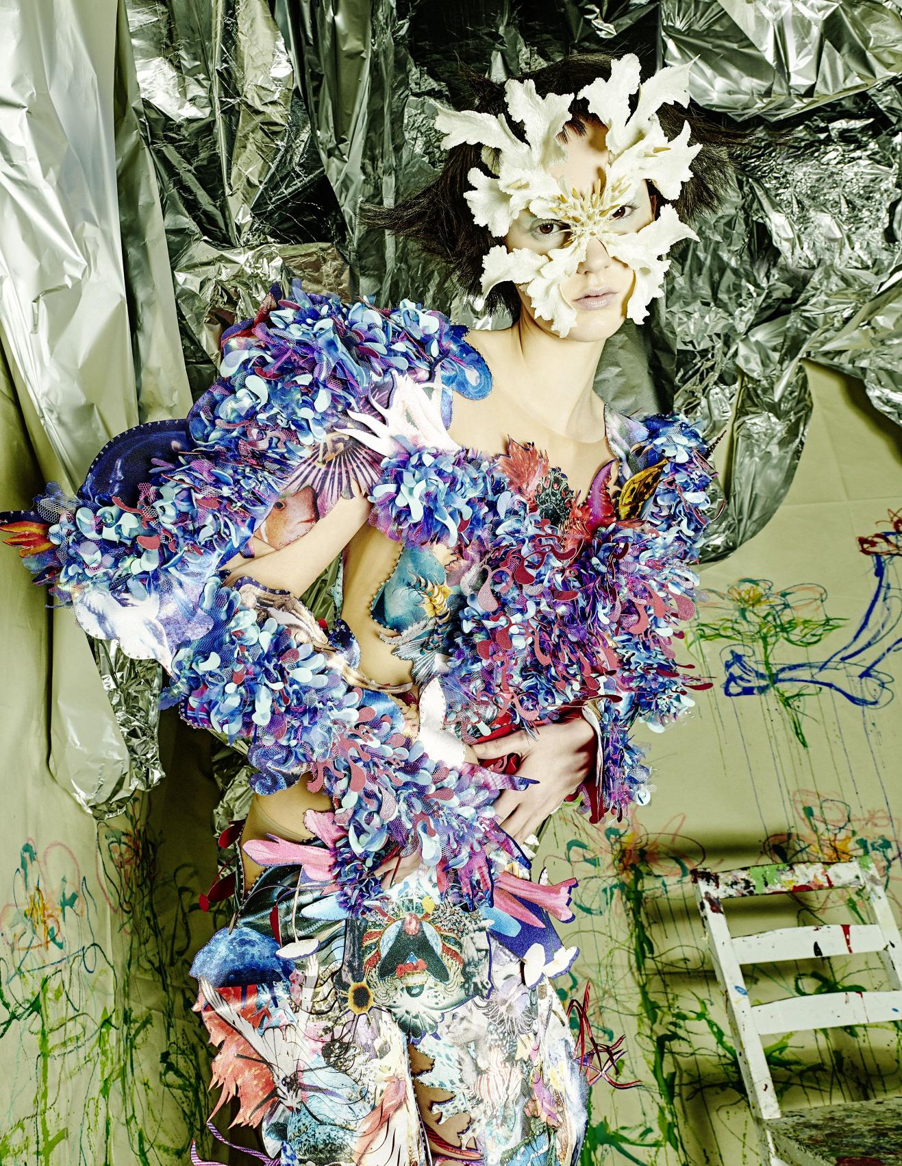 Ferdane: vestido, MOSCHINO.