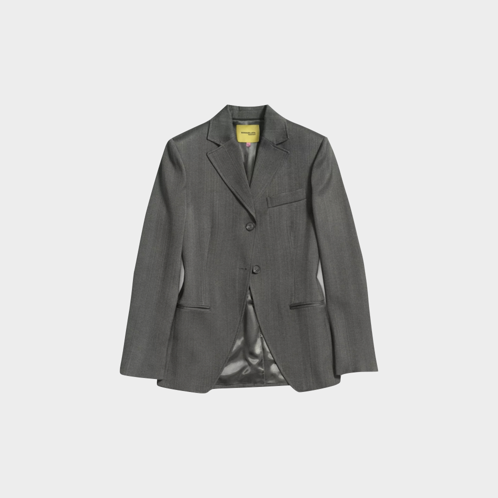 Blazer em viscose, € 149,99, Eckhaus Latta x Mango.