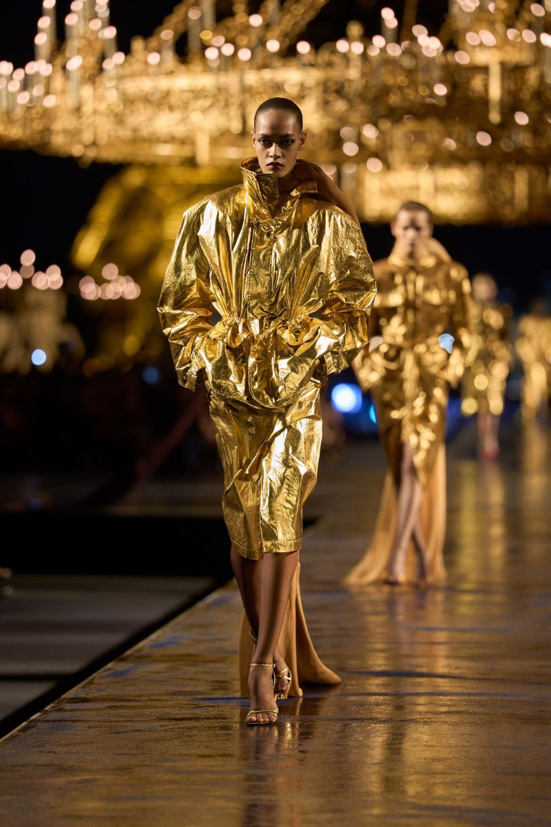 Saint Laurent SS27, a última coleção de Anthony Vaccarello.