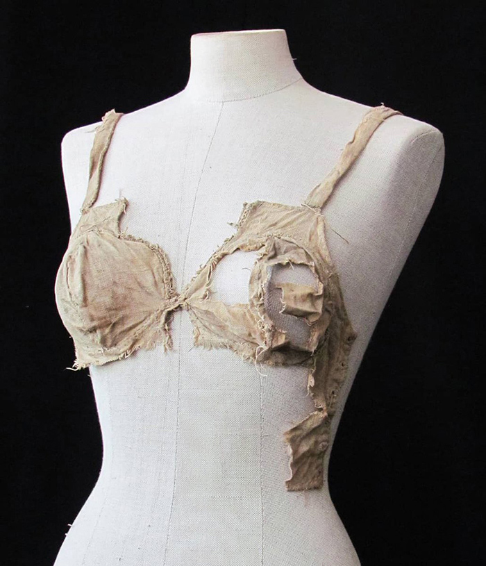 Mark Twain's Revolutionary Bra Strap Invention