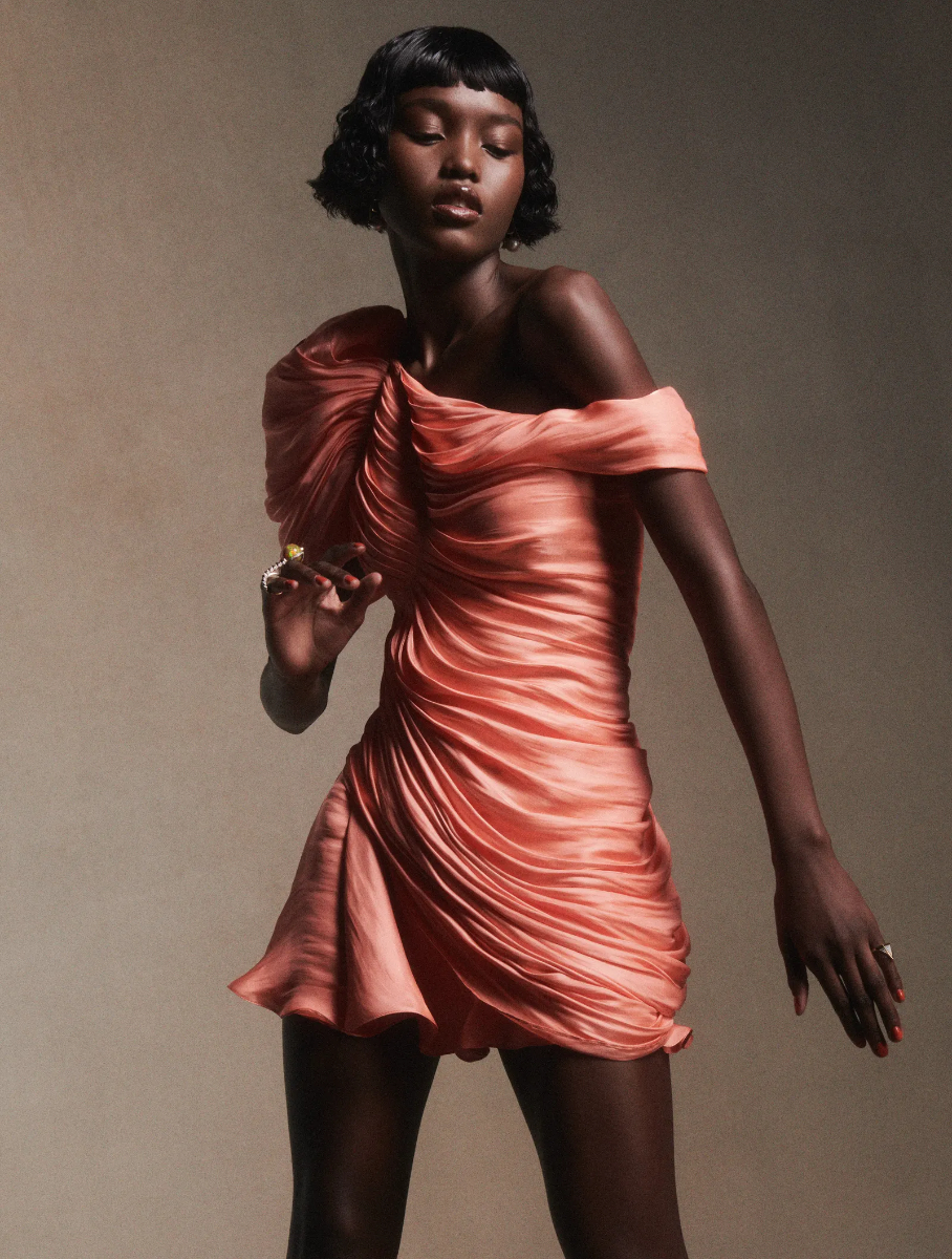 TURNING POINT | Vestido Versace em versace.com.