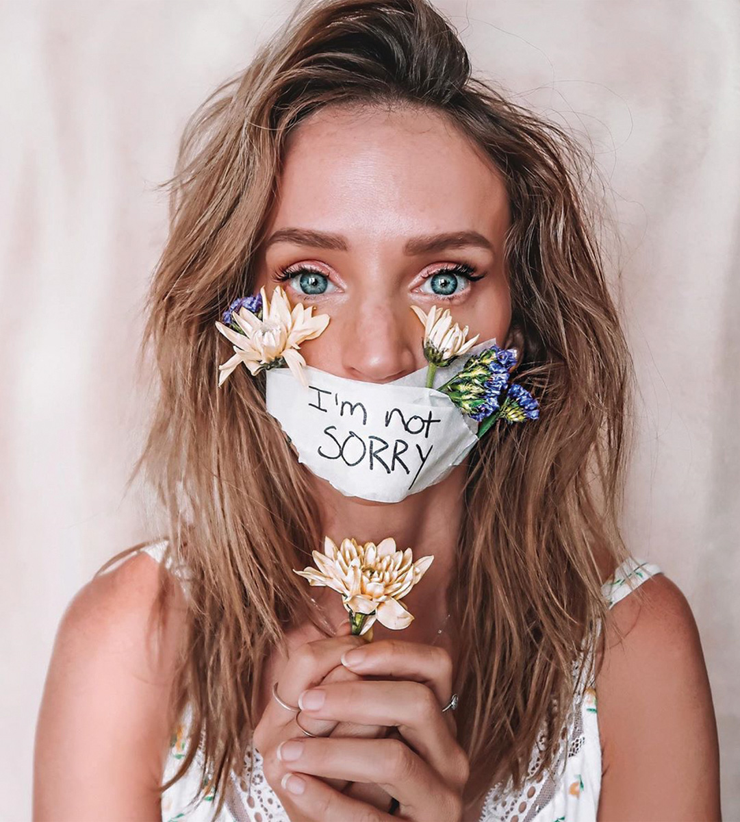 © Instagram.com/danaemercer