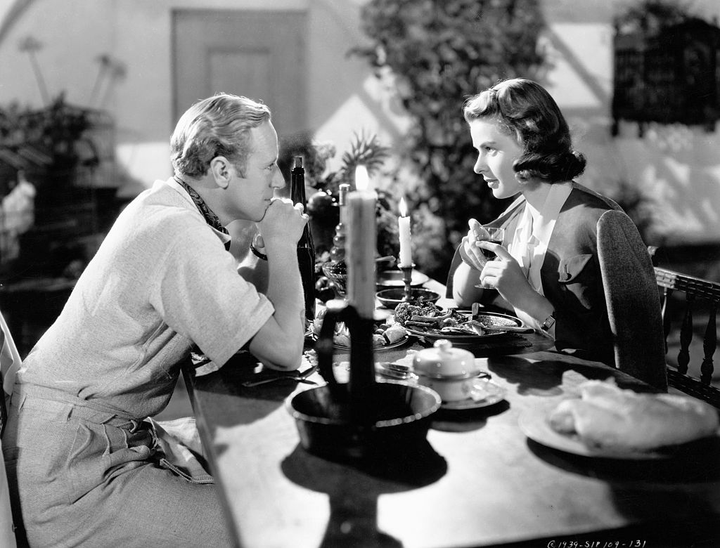 Holger Brandt (Leslie Howard) e Anita Hoffman (Ingrid Bergman) numa cena do filme Intermezzo: A Love Story (1939) © Getty Images