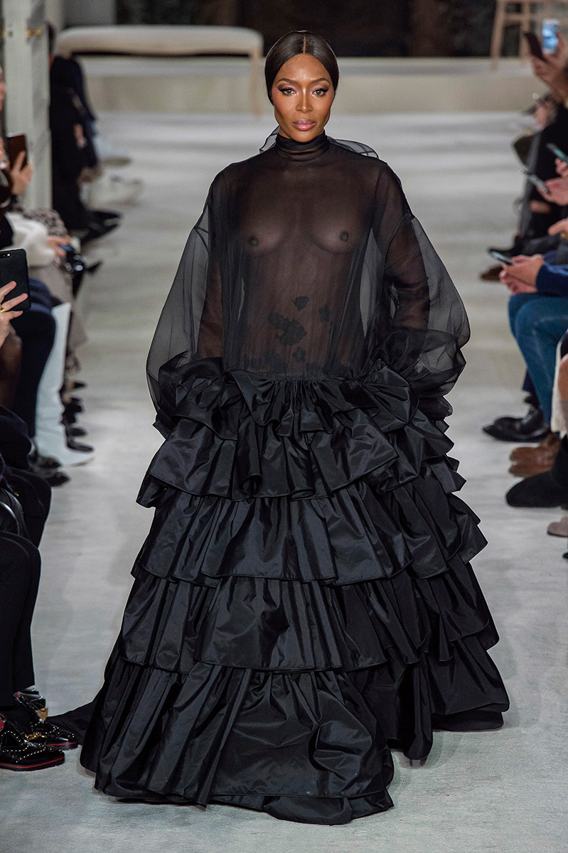 Naomi Campbell at the Valentino Haute Couture Spring/Summer 2019 show ©ImaxTree