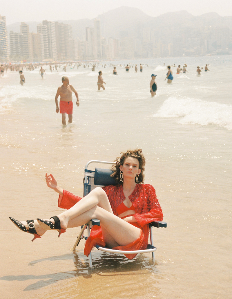 Fotografia de Pablo Curto. Styling de Alba Melendo. Vogue Portugal, agosto de 2019.