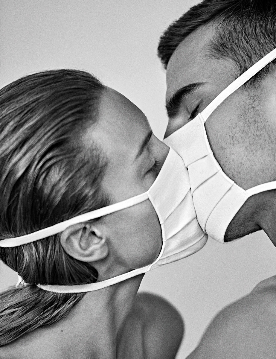 Fotografia de Branislav Simoncik, com design de Lukas Kimlicka. Modelos Bibi Baltovic e Adam Bardya. Vogue Portugal, Abril 2020