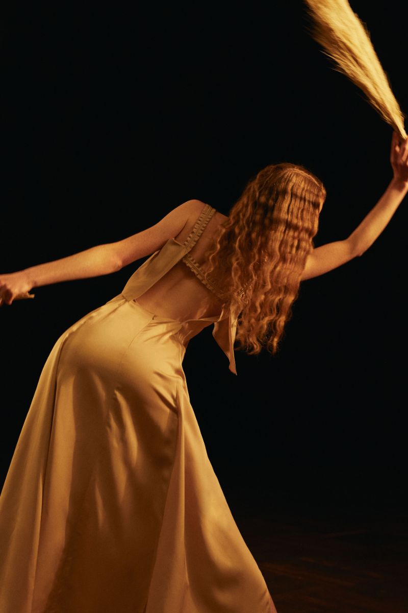 Lena: vestido, Michael Kors Collection.