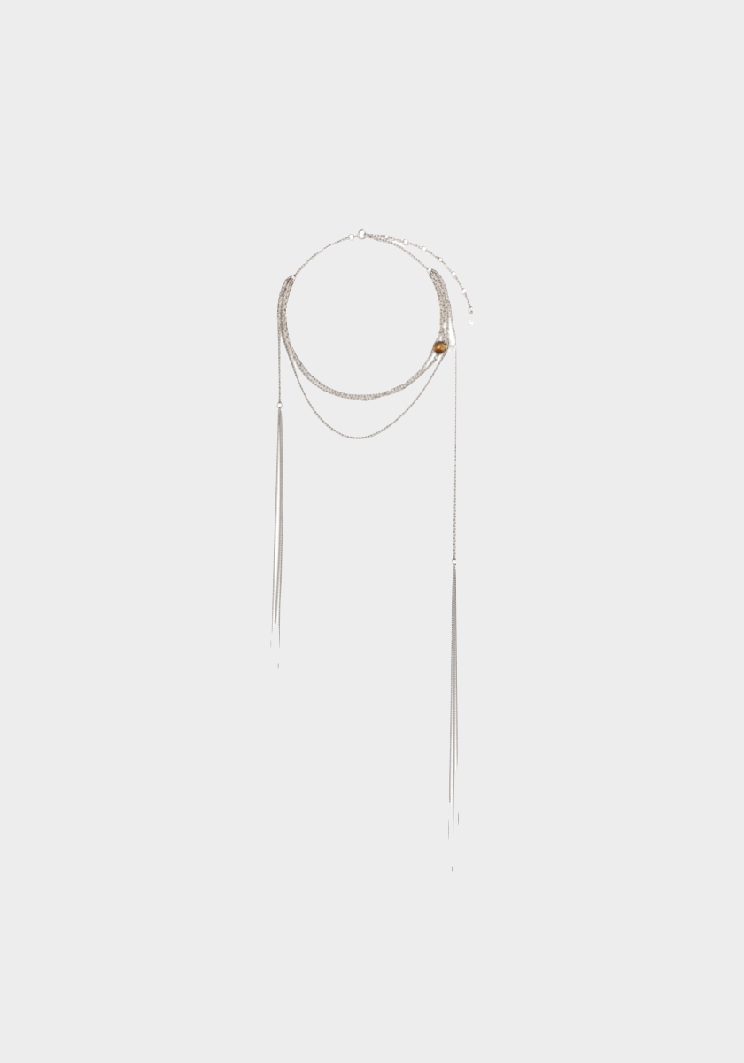 Em metal, € 320, Courrèges em farfetch.com.