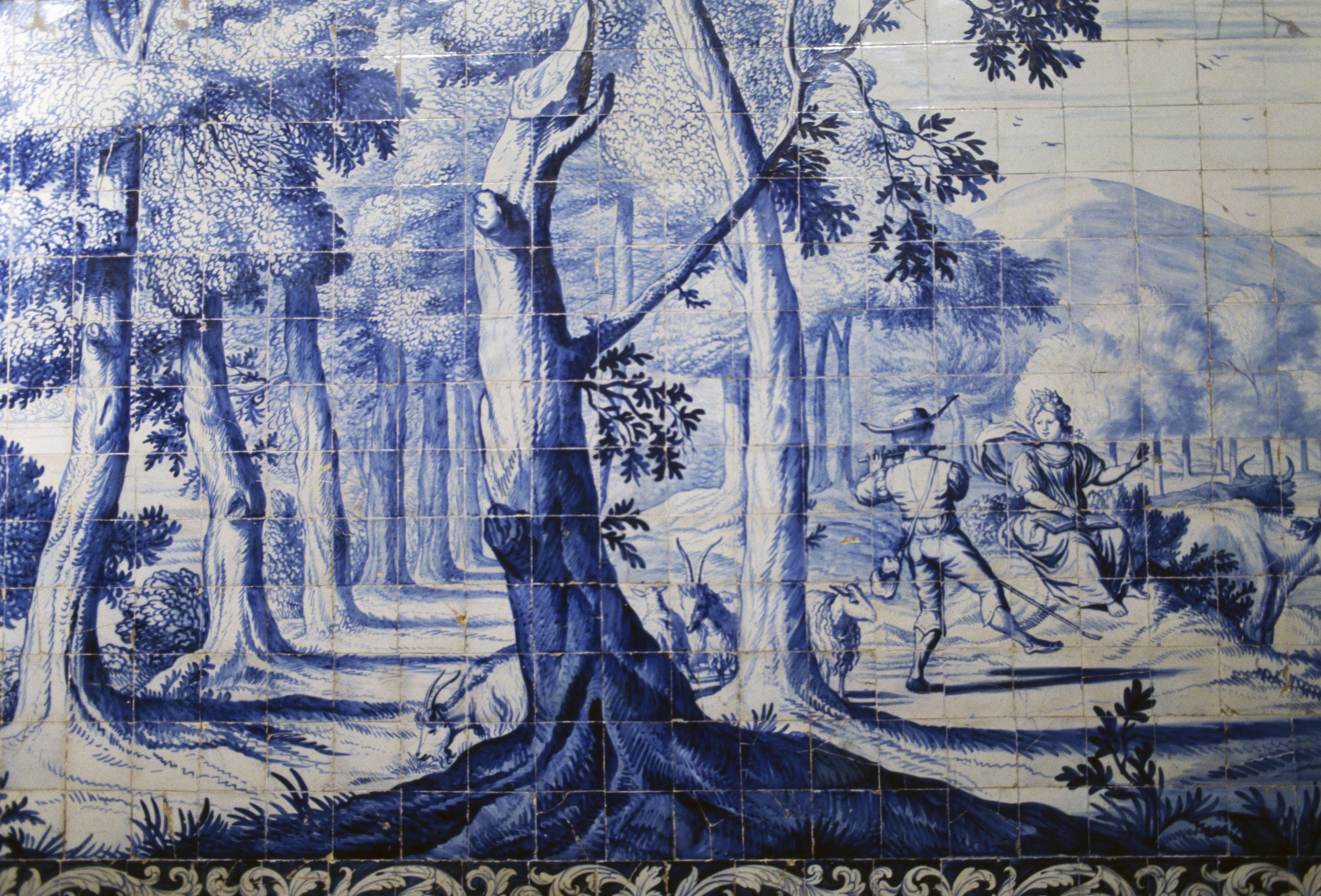 Mural de azulejos com uma cena tradicional campestre de época, em Lisboa, no Museu Nacional do Azulejo.
