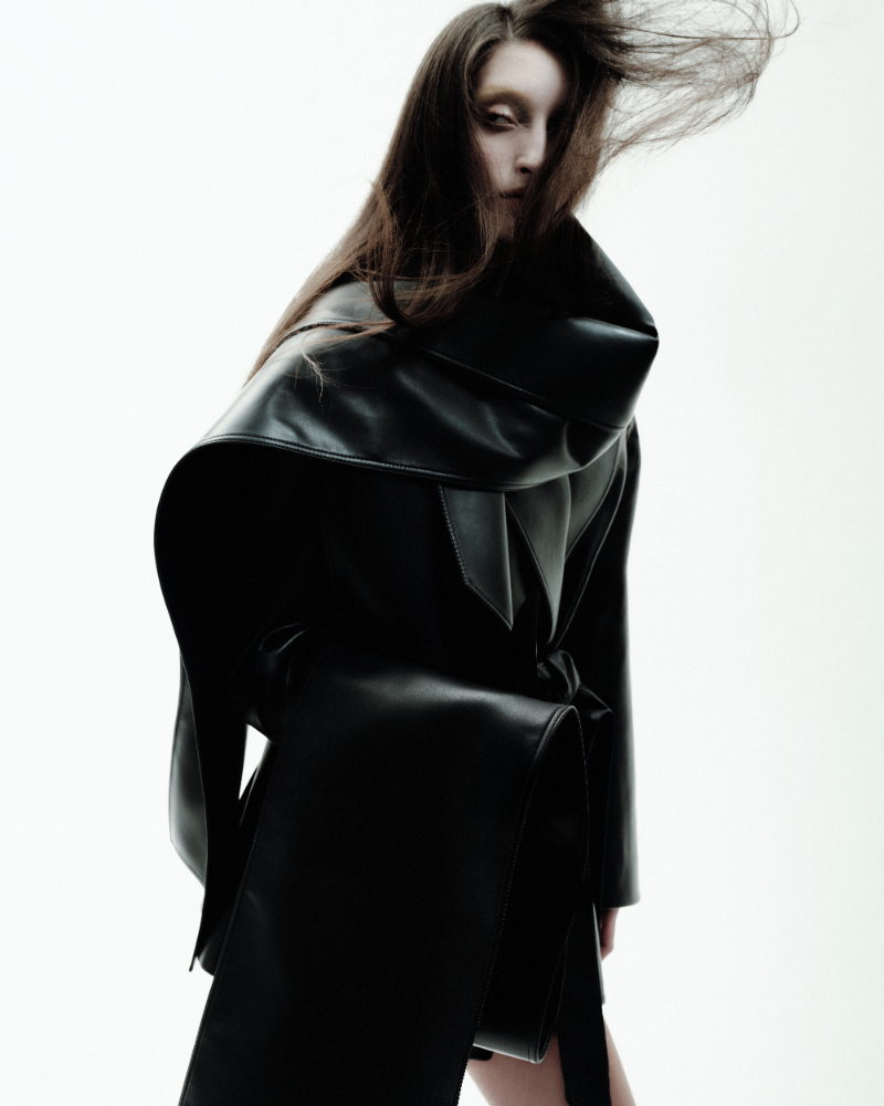 Blazer, ALEKSANDRE AKHALKATSISHVILI.