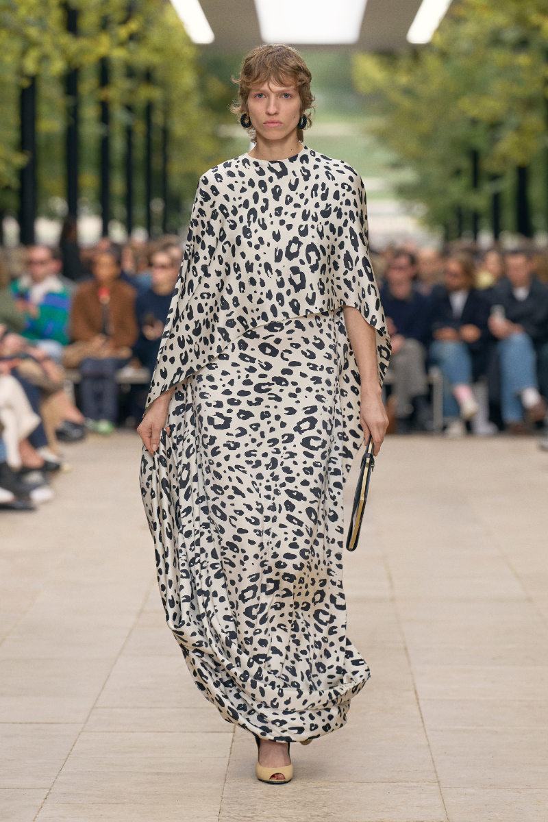 Rose Byrne em Celine (primavera/verão 2026) Rose Byrne em Celine (primavera/verão 2026)