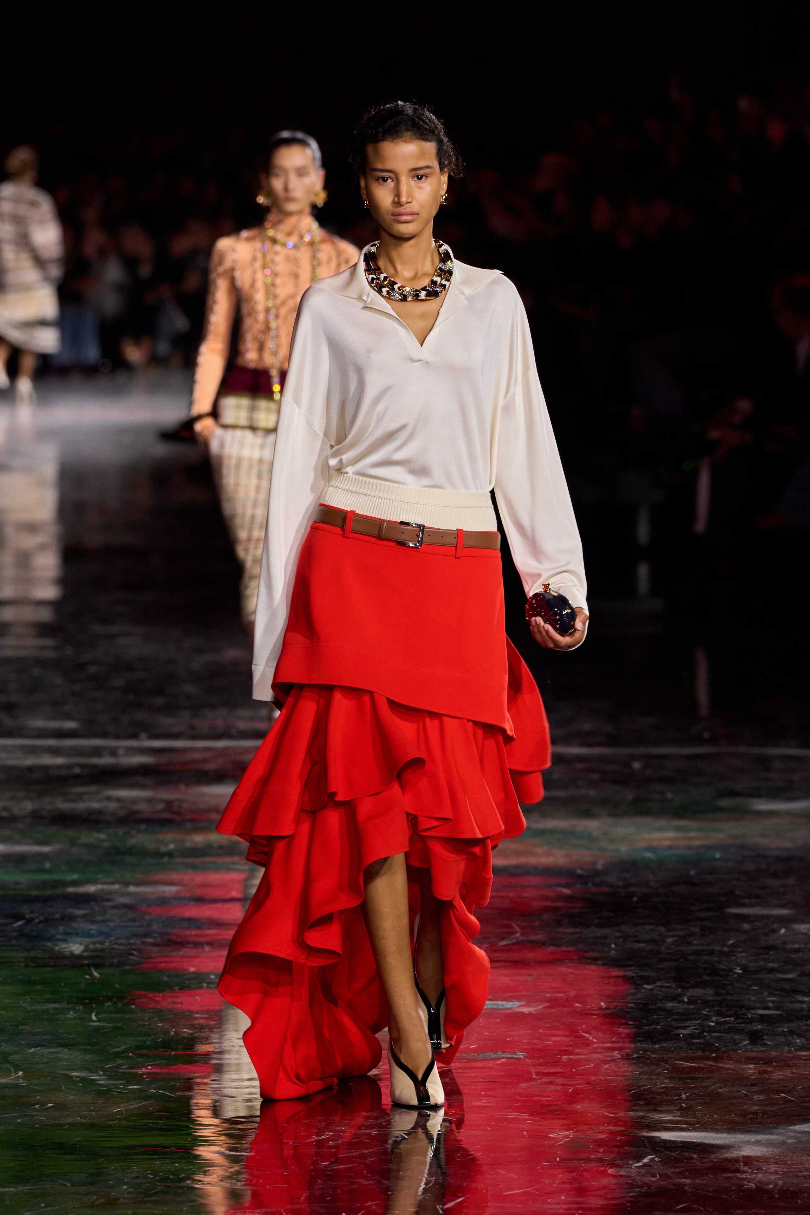 Kirsten Wiig em Chanel (primavera/verão 2026) Kirsten Wiig em Chanel (primavera/verão 2026)