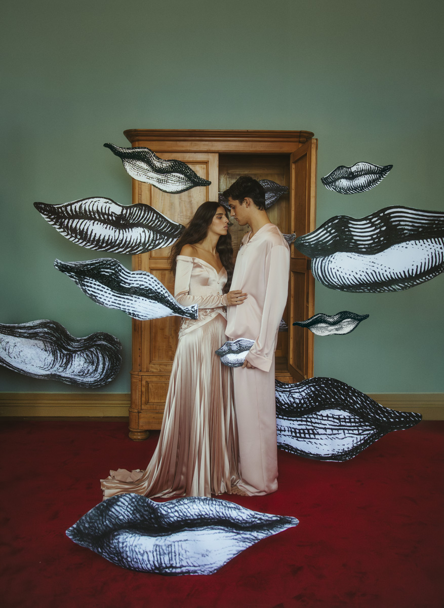 Francisca: vestido, GEORGES HOBEIKA. Manuel: camisa e calças, MIGUEL VIEIRA.